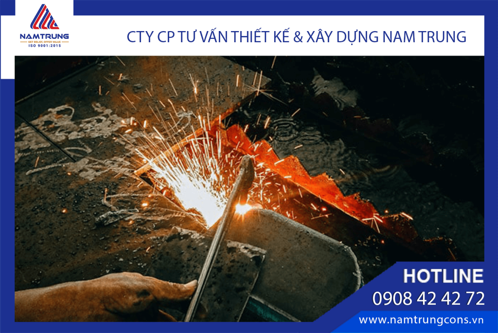 Kỹ thuật cắt thép đòi hỏi công nhân phải có tay nghề cao