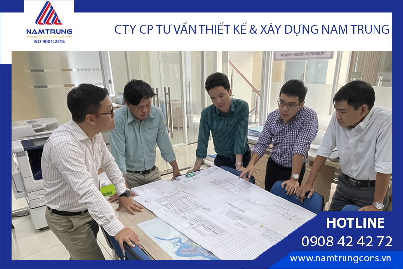 専門的な工場設計コンサルティングプロセス 6 Đội ngũ Nam Trung thảo luận bản vẽ thiết kế nhà xưởng