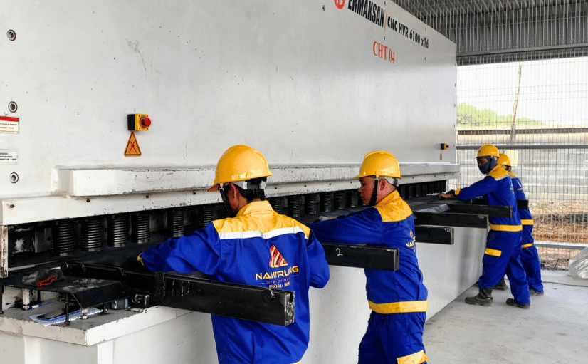 NAMTRUNGCONS-MÁY CẮT THÉP THỦY LỰC